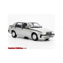 Alfa Romeo 75 V6 3.0 1987 silver, Laudoracing-Model 1/18 scale