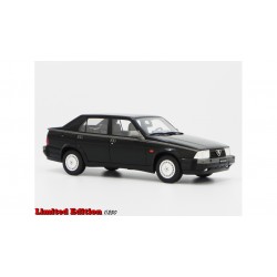 Alfa Romeo 75 1.8 Turbo Q.V. black, Laudoracing-Model 1/18 scale