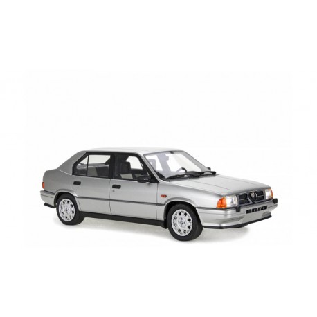 Alfa Romeo Alfa 33 1.5 Quadrifoglio 1984 šedá, Laudoracing-Model 1:18