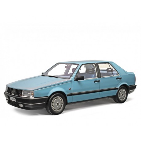 Fiat Croma Turbo I.E. 1985 světle modrá, Laudoracing-Model 1:18