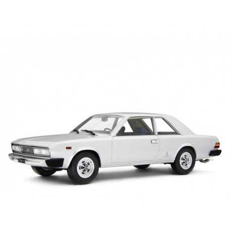 Fiat 130 Coupe 1971 stříbrná, Laudoracing-Model 1:18