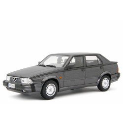 Alfa Romeo 75 1.8 Turbo America 1986 grey, Laudoracing-Model 1/18 scale