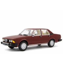 Alfa Romeo 6 2.5 1979 červená, Laudoracing-Model 1:18